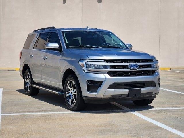 Ford Expedition XLT 2023