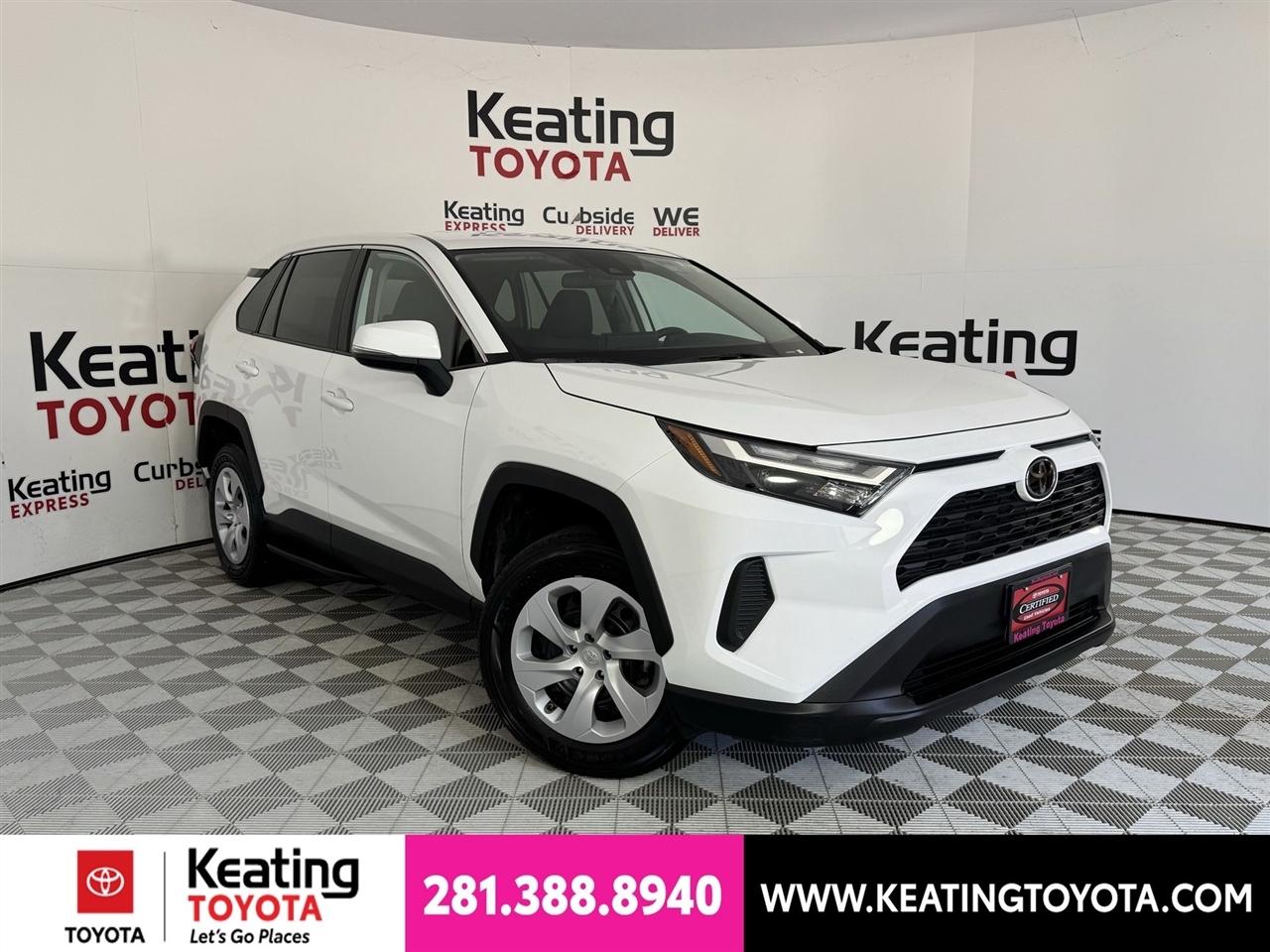 Toyota RAV4 LE 2025