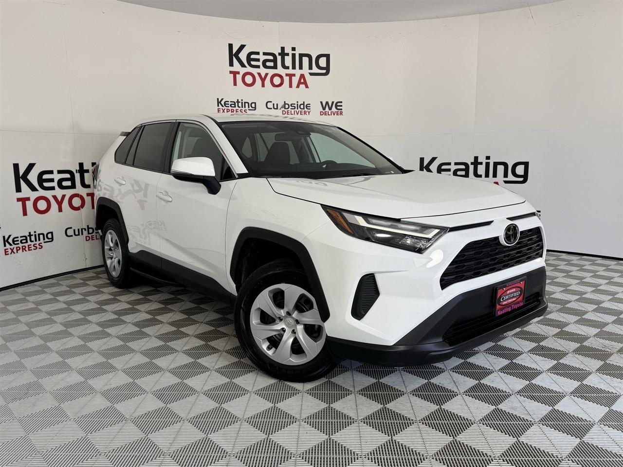 Toyota RAV4 LE 2025
