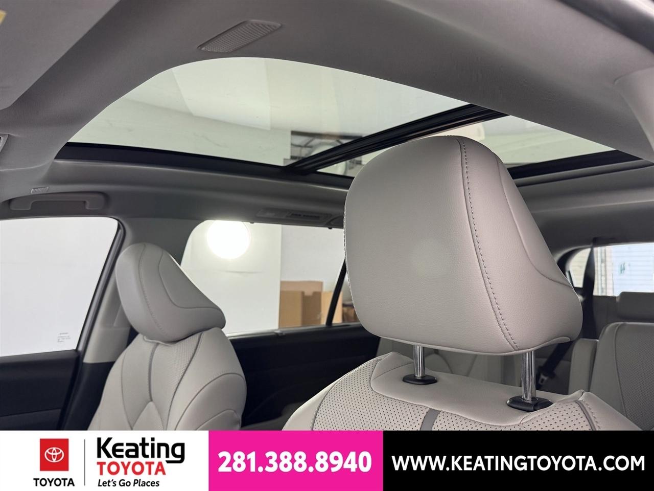 Toyota Grand Highlander XLE AWD 2026
