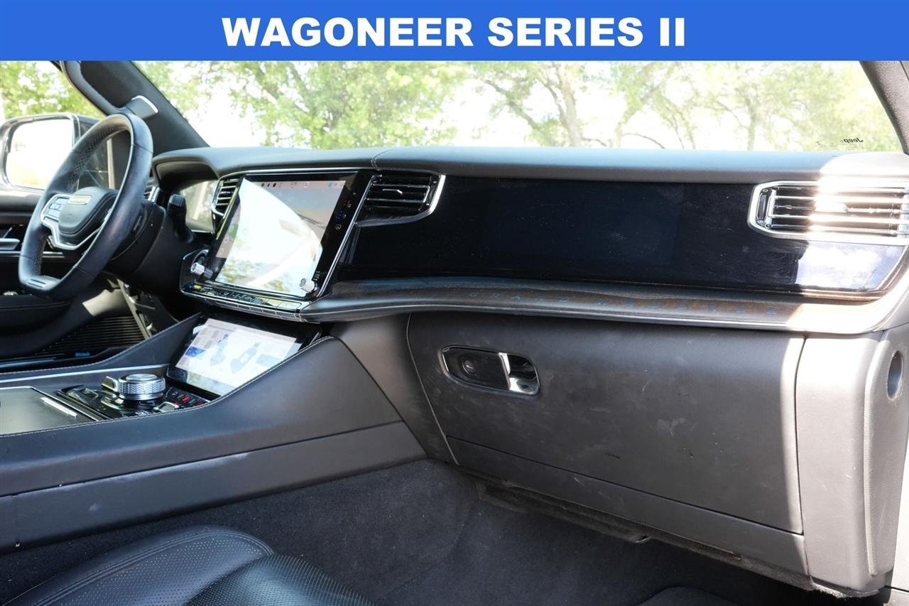 Jeep Grand Wagoneer Series II 4WD 2022