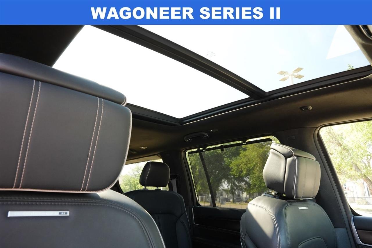 Jeep Grand Wagoneer Series II 4WD 2022