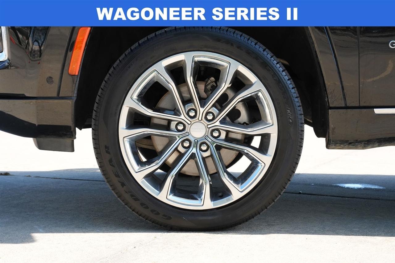 Jeep Grand Wagoneer Series II 4WD 2022