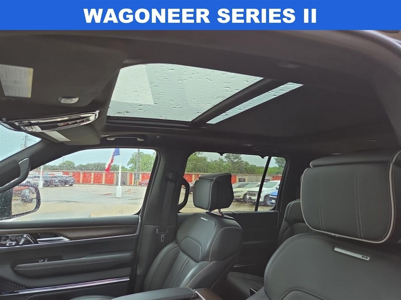 Jeep Grand Wagoneer Series II 4WD 2022