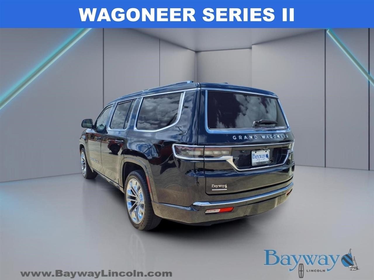 Jeep Grand Wagoneer Series II 4WD 2022