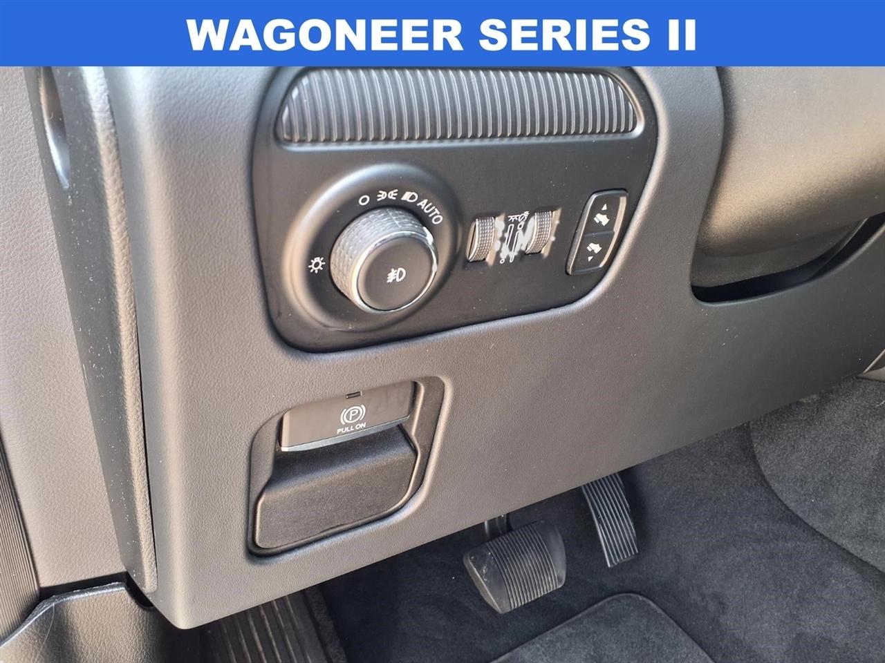 Jeep Grand Wagoneer Series II 4WD 2022