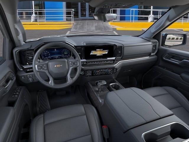 Chevrolet Silverado 1500 LTZ Crew Cab 4WD 2026