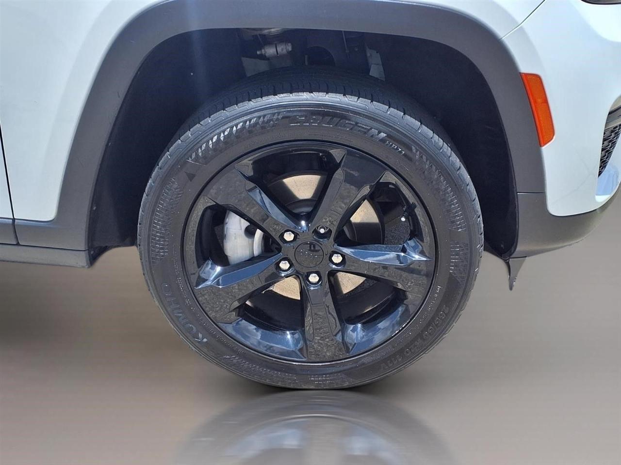 Jeep Grand Cherokee Limited 2WD 2023
