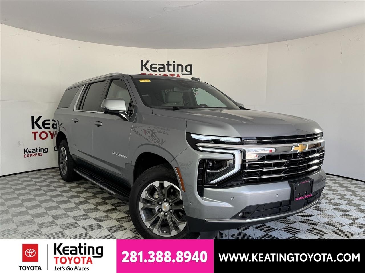 Chevrolet Suburban LT 2025