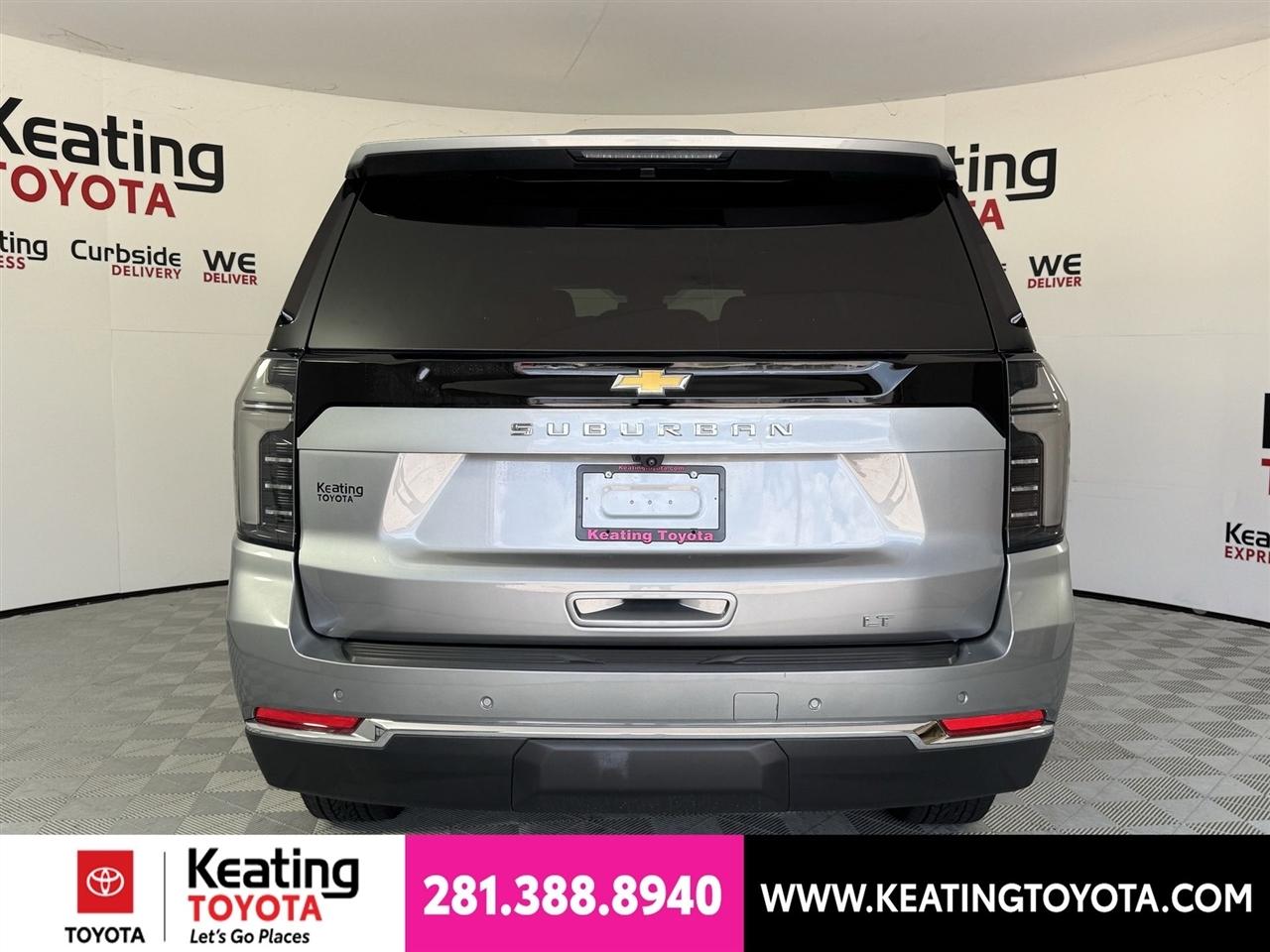 Chevrolet Suburban LT 2025