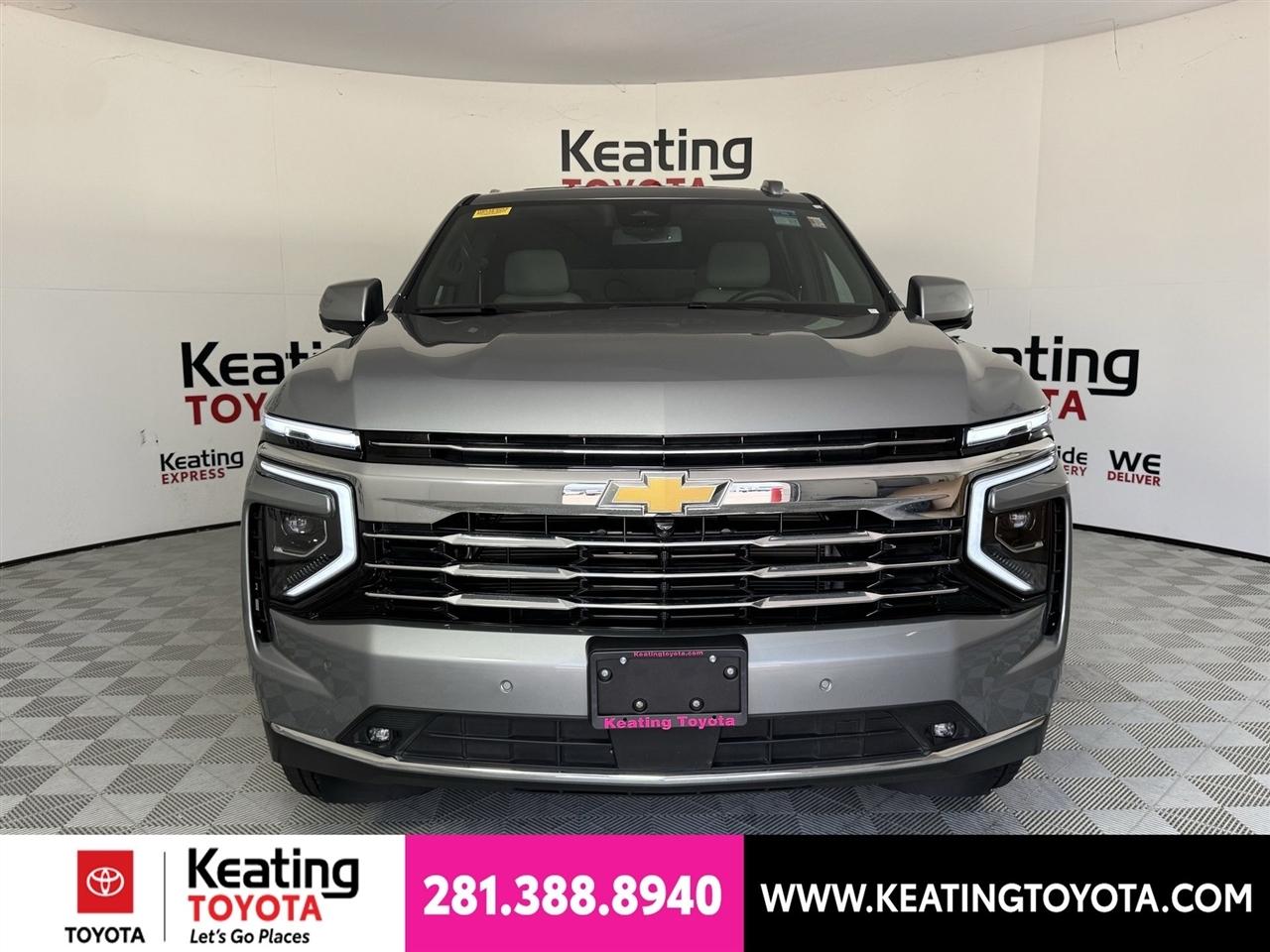 Chevrolet Suburban LT 2025