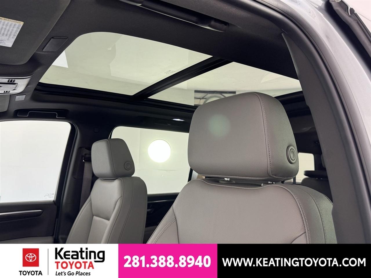 Chevrolet Suburban LT 2025
