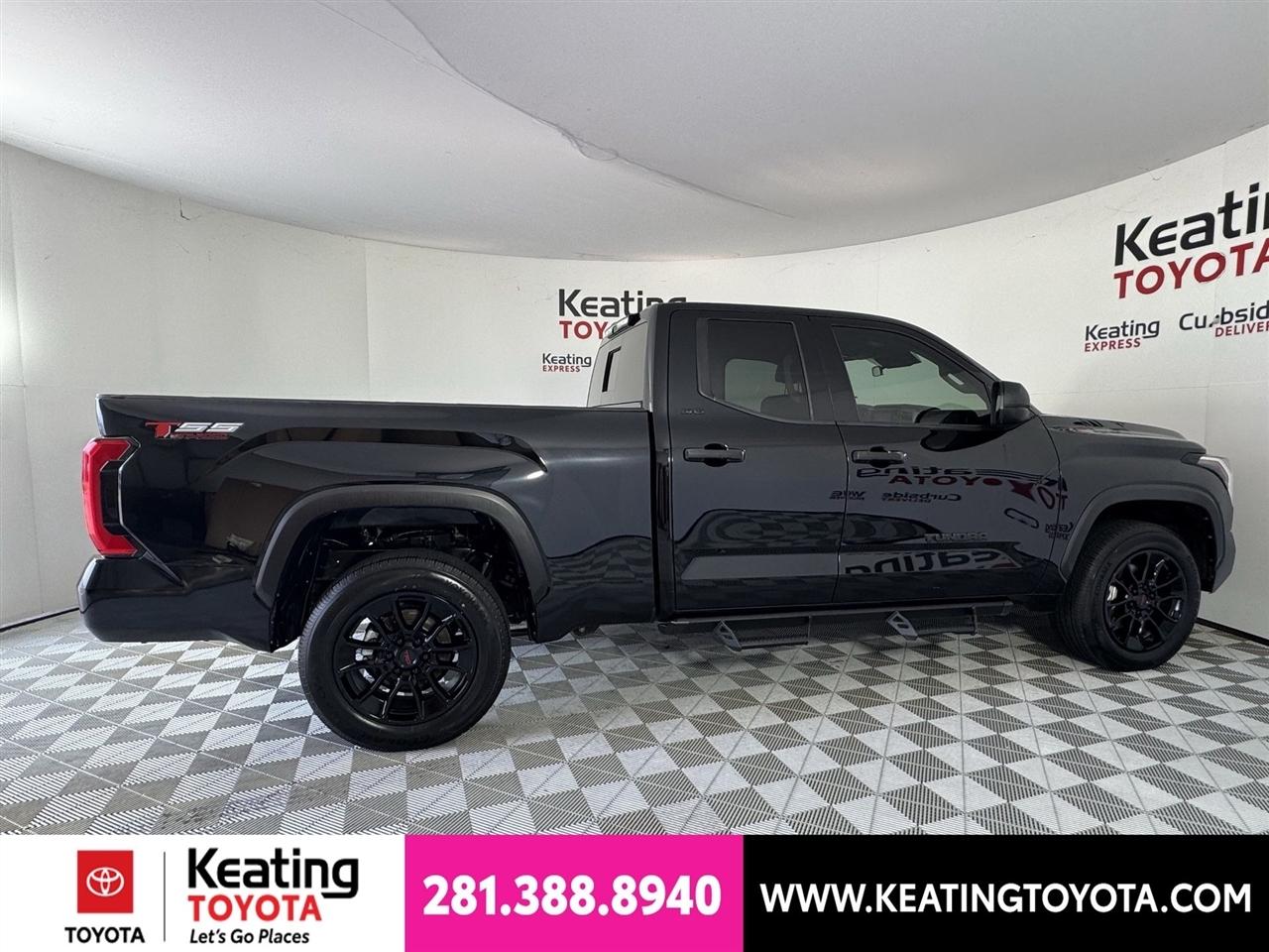 Toyota Tundra SR5 Double Cab 4WD 2023