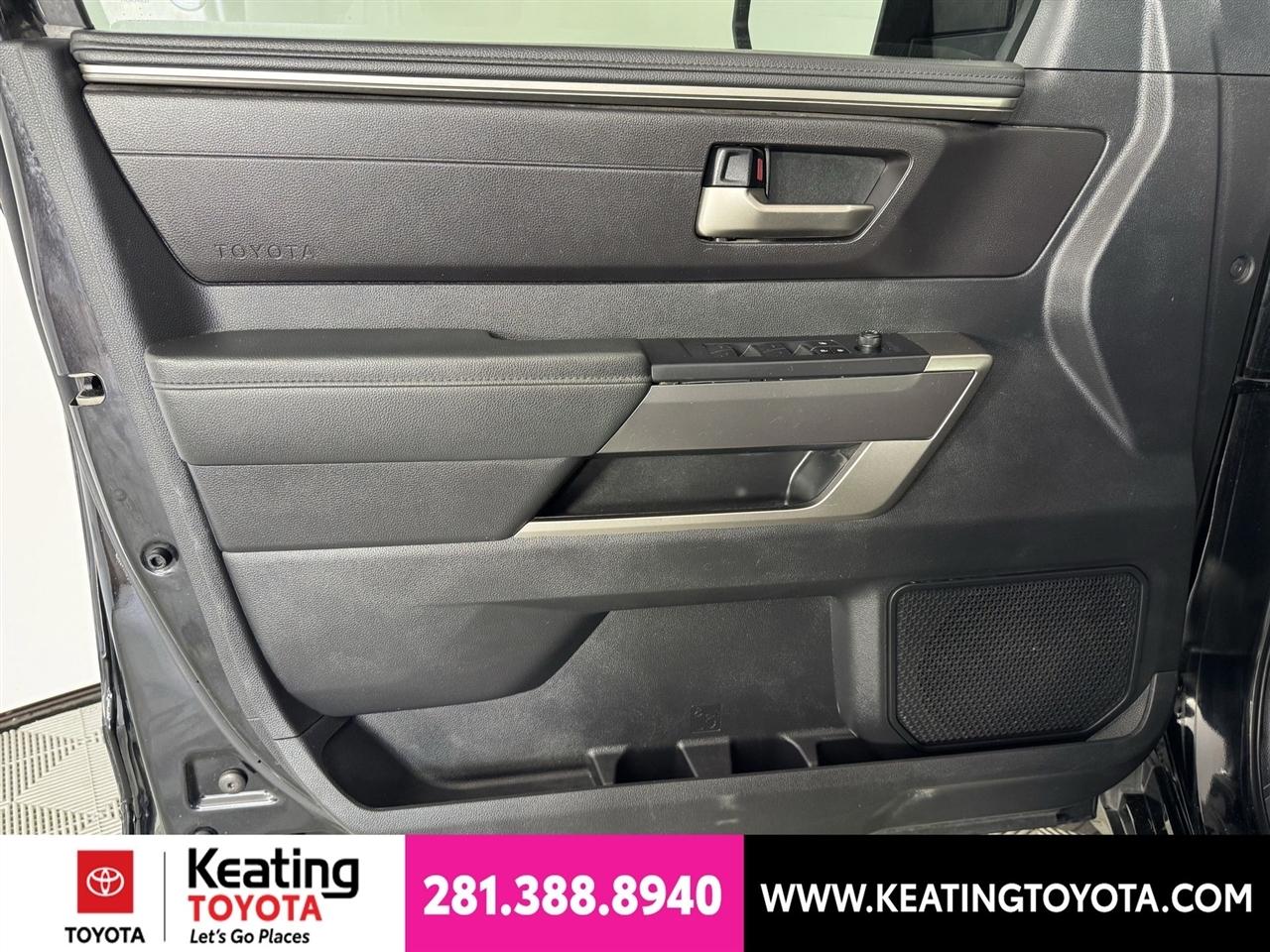 Toyota Tundra SR5 Double Cab 4WD 2023