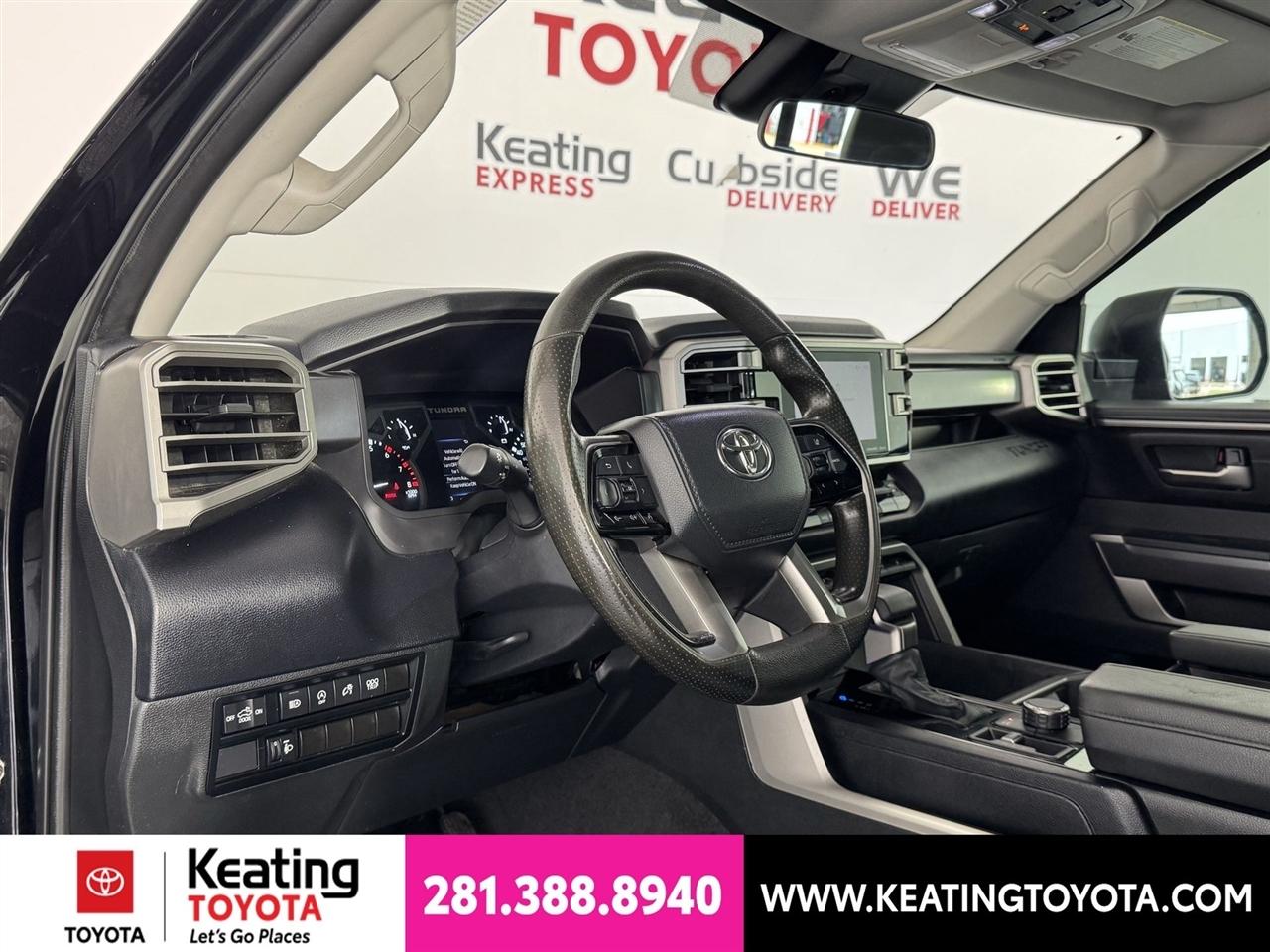 Toyota Tundra SR5 Double Cab 4WD 2023