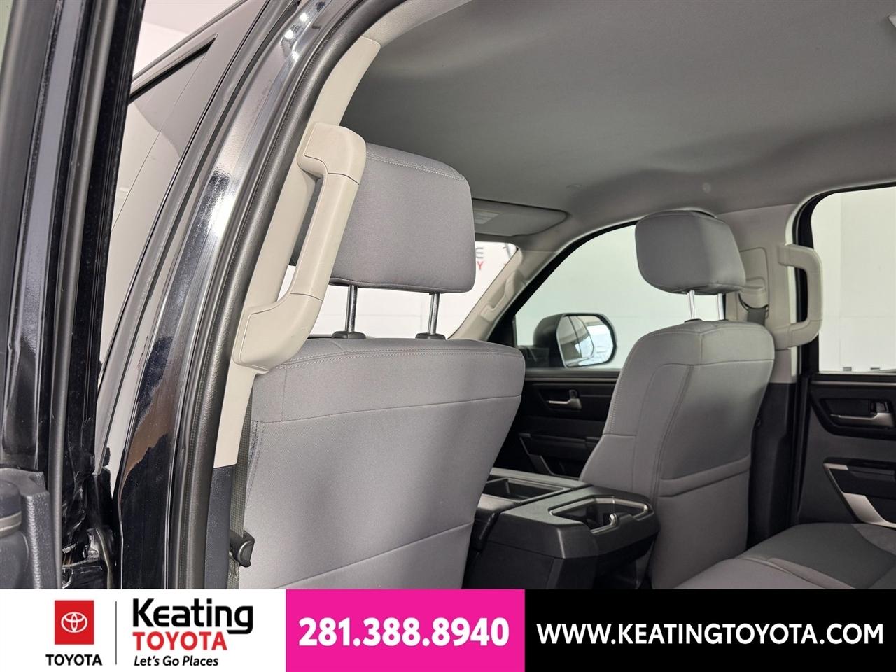 Toyota Tundra SR5 Double Cab 4WD 2023