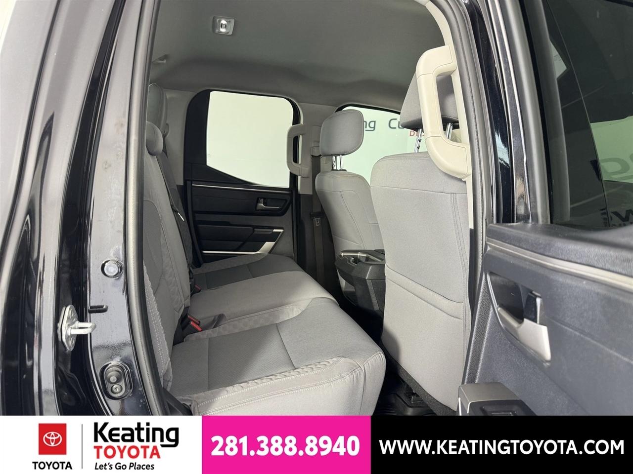 Toyota Tundra SR5 Double Cab 4WD 2023