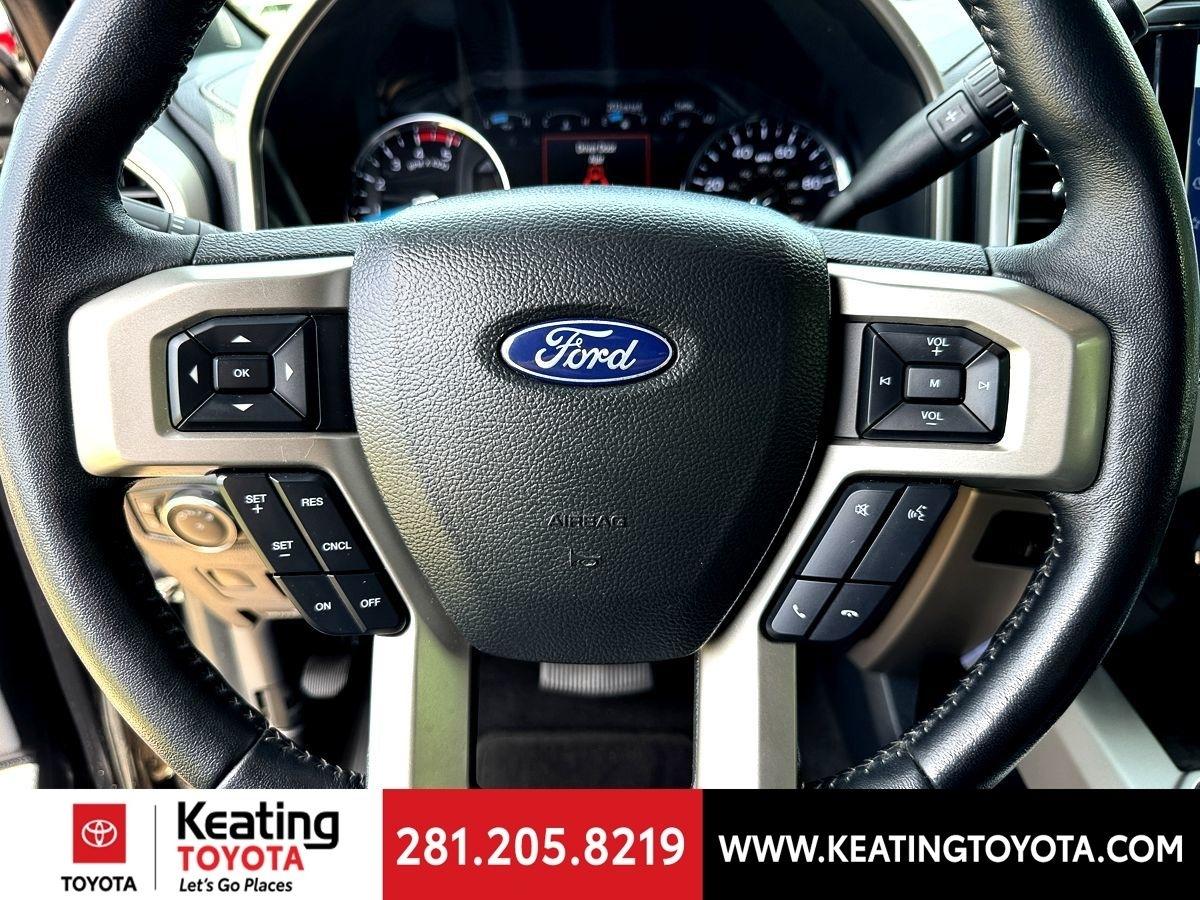 Ford F-250 SD Lariat Crew Cab 4WD 2022