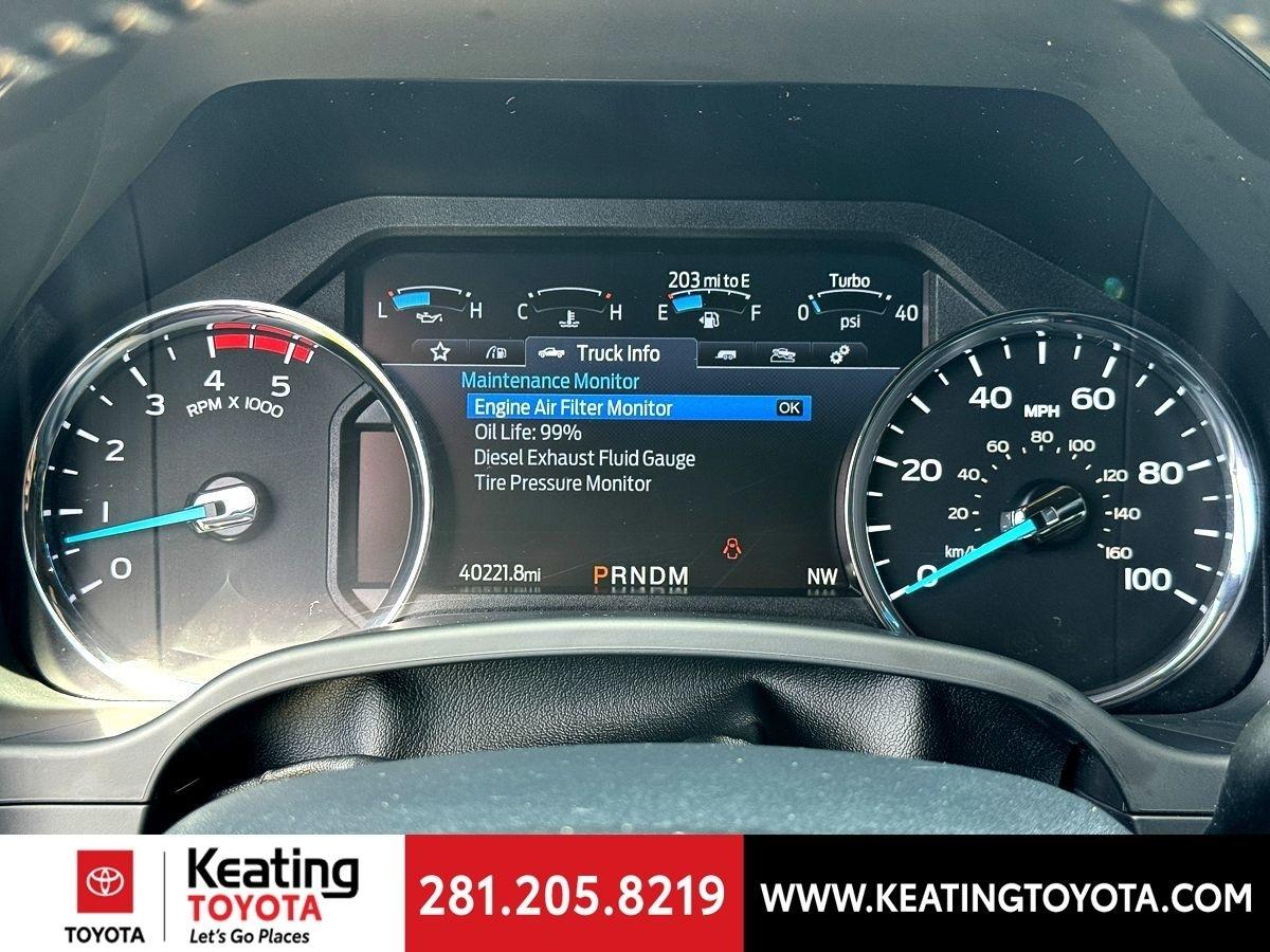 Ford F-250 SD Lariat Crew Cab 4WD 2022