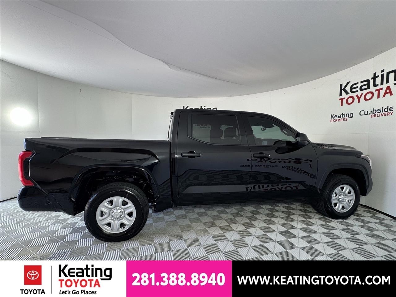 Toyota Tundra SR CrewMax 2WD 2026