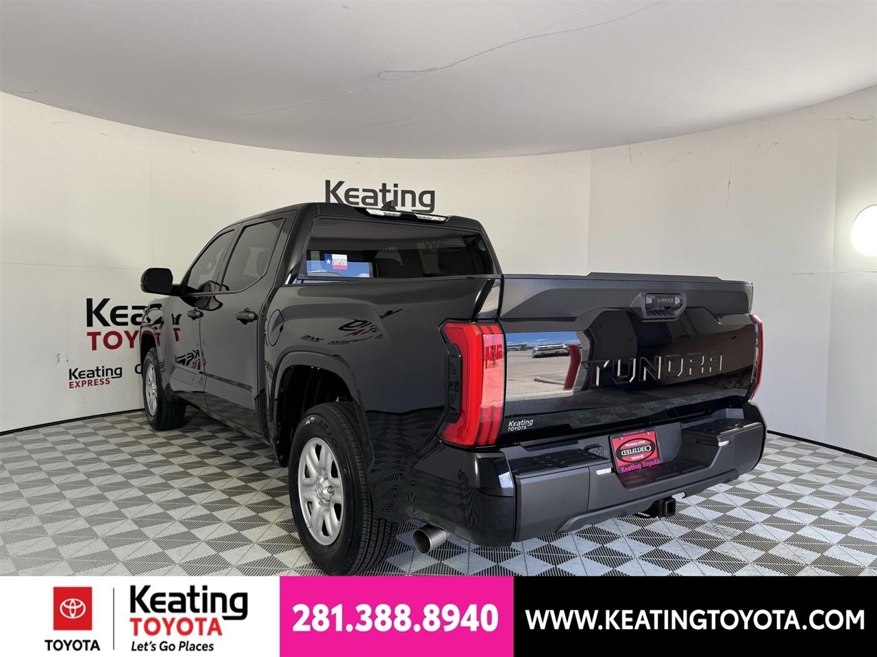 Toyota Tundra SR CrewMax 2WD 2026