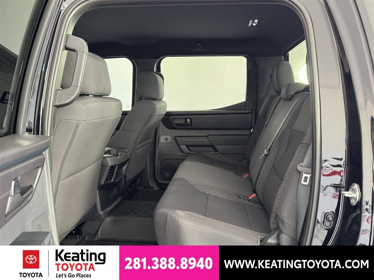 Toyota Tundra SR CrewMax 2WD 2026