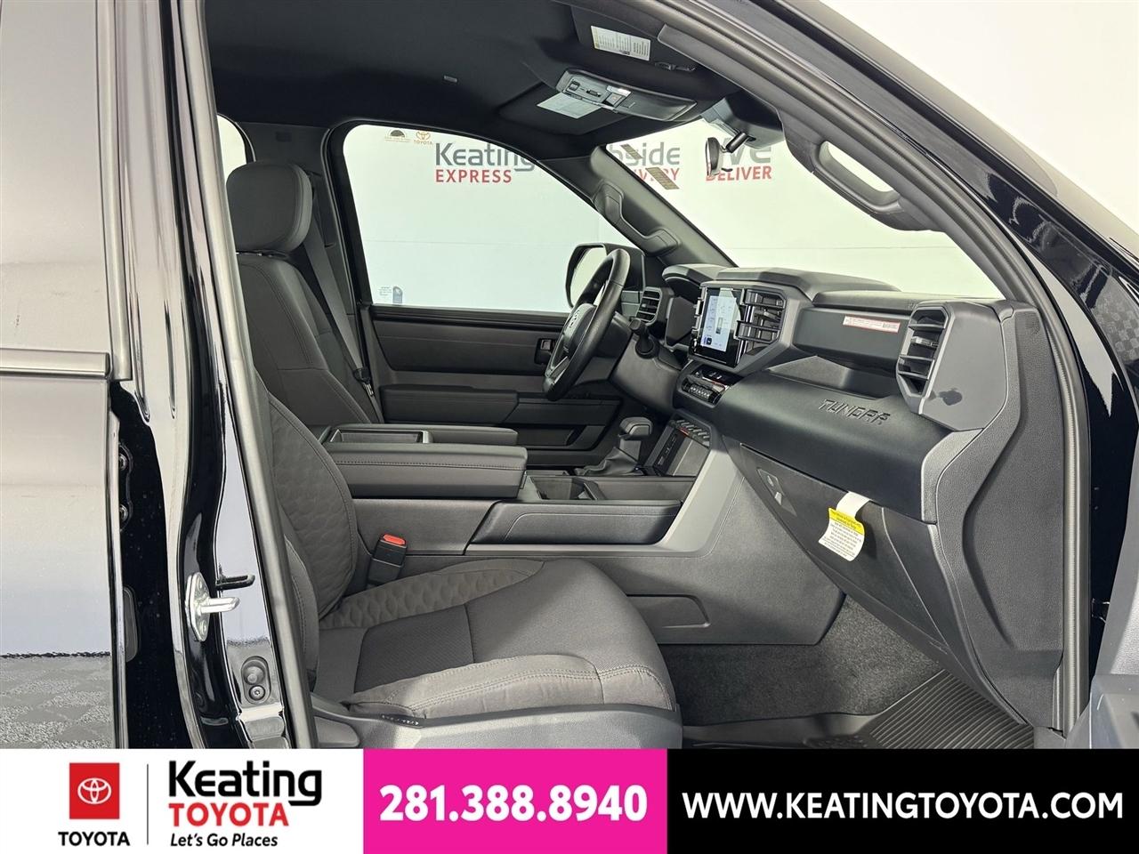Toyota Tundra SR CrewMax 2WD 2026