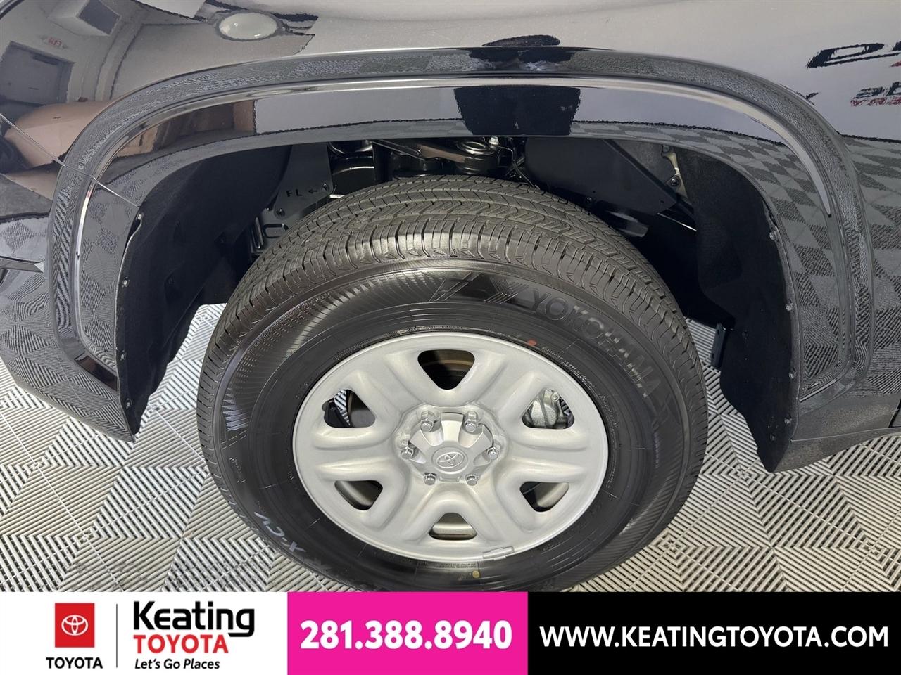 Toyota Tundra SR CrewMax 2WD 2026