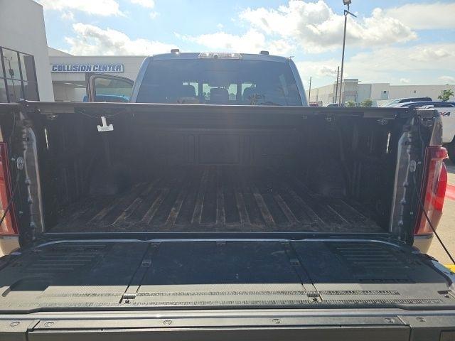 Ford F-150 Raptor SuperCrew 4WD 2025