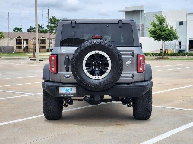 Ford Bronco Badlands 4-Door 2024