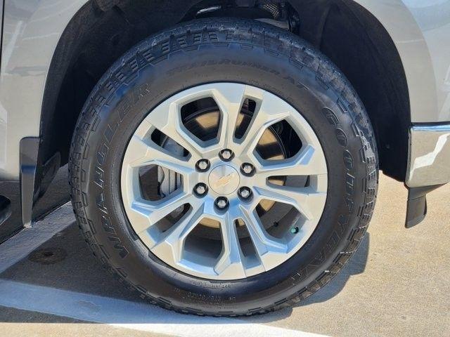 Chevrolet Silverado 1500 LTZ Crew Cab 4WD 2024