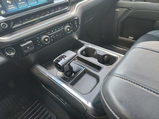 Chevrolet Silverado 1500 LTZ Crew Cab 4WD 2024