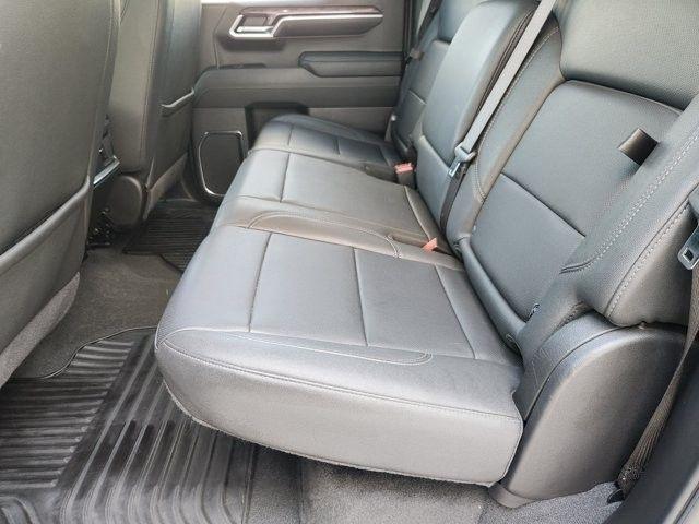 Chevrolet Silverado 1500 LTZ Crew Cab 4WD 2024