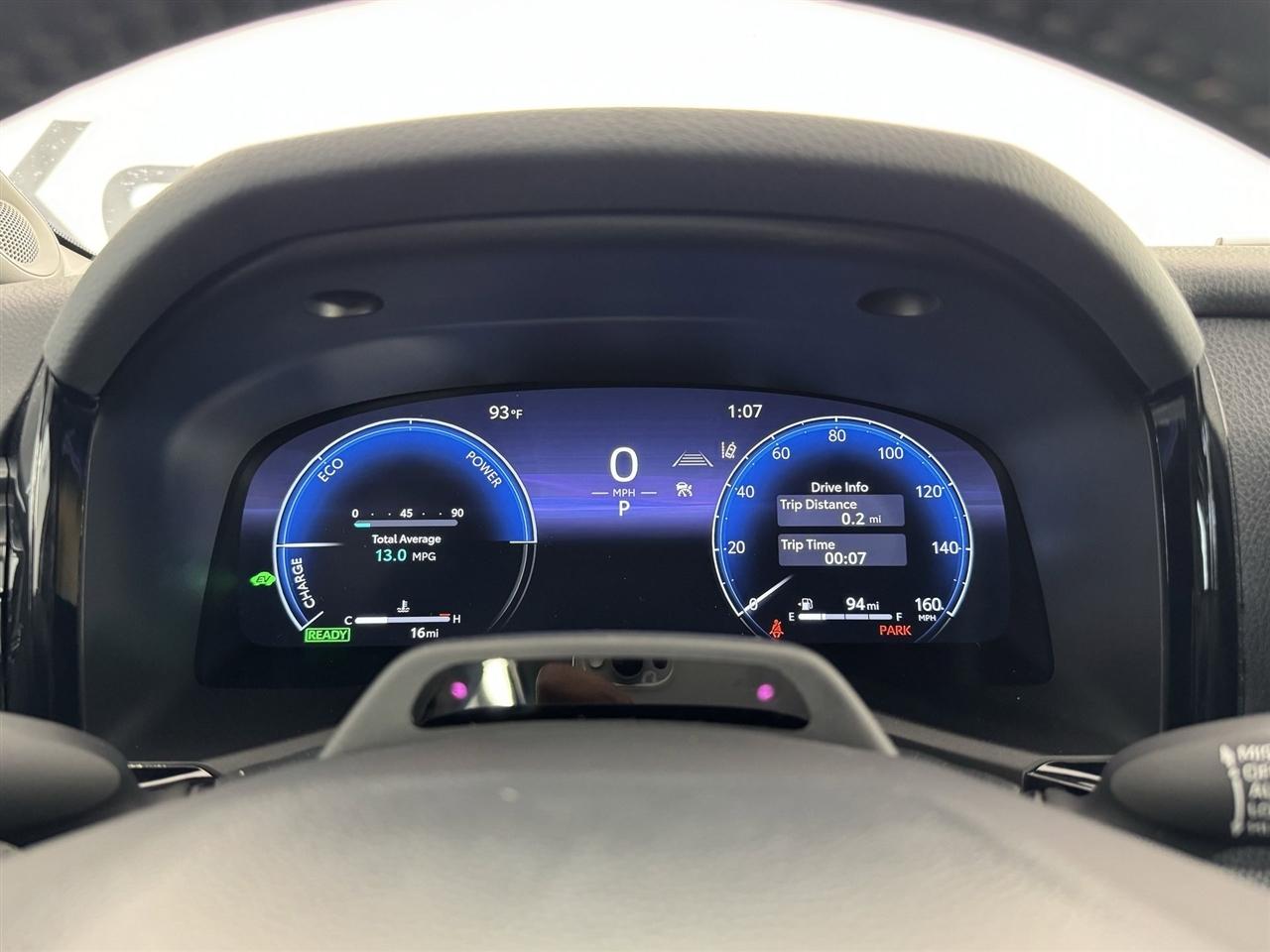 Toyota Camry Hybrid XLE 2026