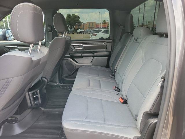 RAM 1500 Big Horn Crew Cab SWB 2WD 2024