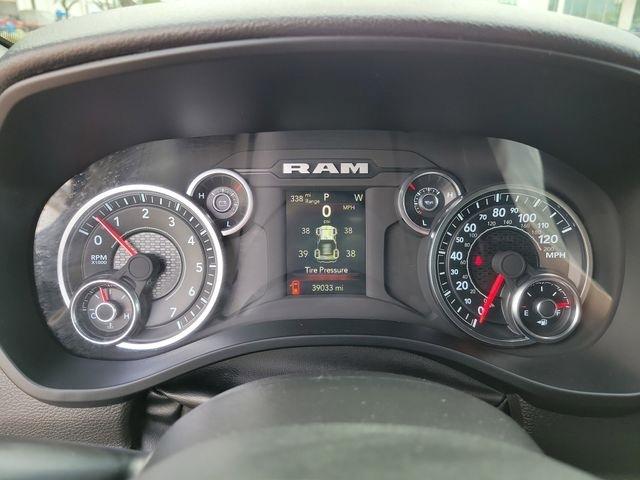 RAM 1500 Big Horn Crew Cab SWB 2WD 2024