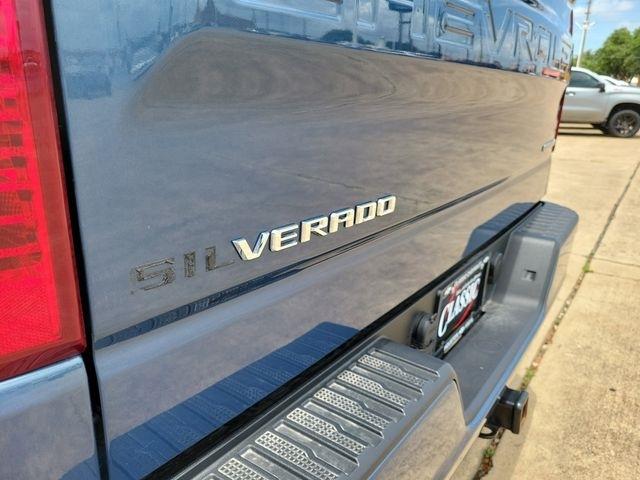 Chevrolet Silverado 1500 Custom Crew Cab 4WD 2024