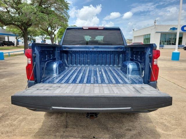 Chevrolet Silverado 1500 Custom Crew Cab 4WD 2024