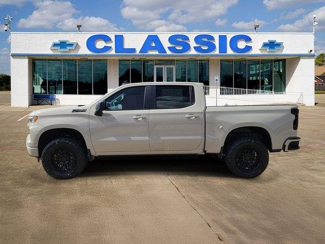 Chevrolet Silverado 1500 RST Crew Cab 4WD 2026