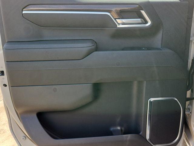 Chevrolet Silverado 1500 RST Crew Cab 4WD 2026