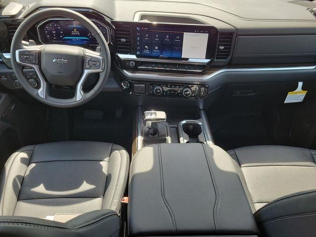 Chevrolet Silverado 1500 RST Crew Cab 4WD 2026