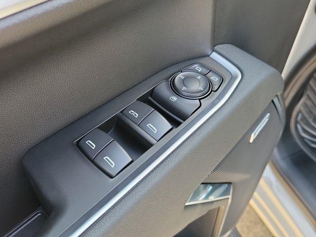 Chevrolet Silverado 1500 RST Crew Cab 4WD 2026