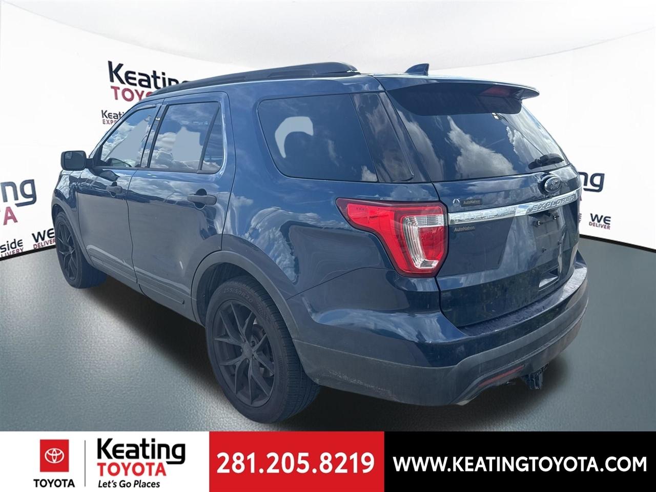 Ford Explorer Base FWD 2017