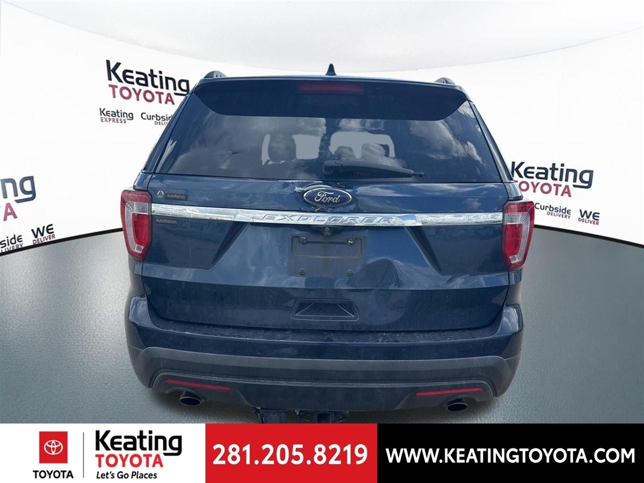 Ford Explorer Base FWD 2017