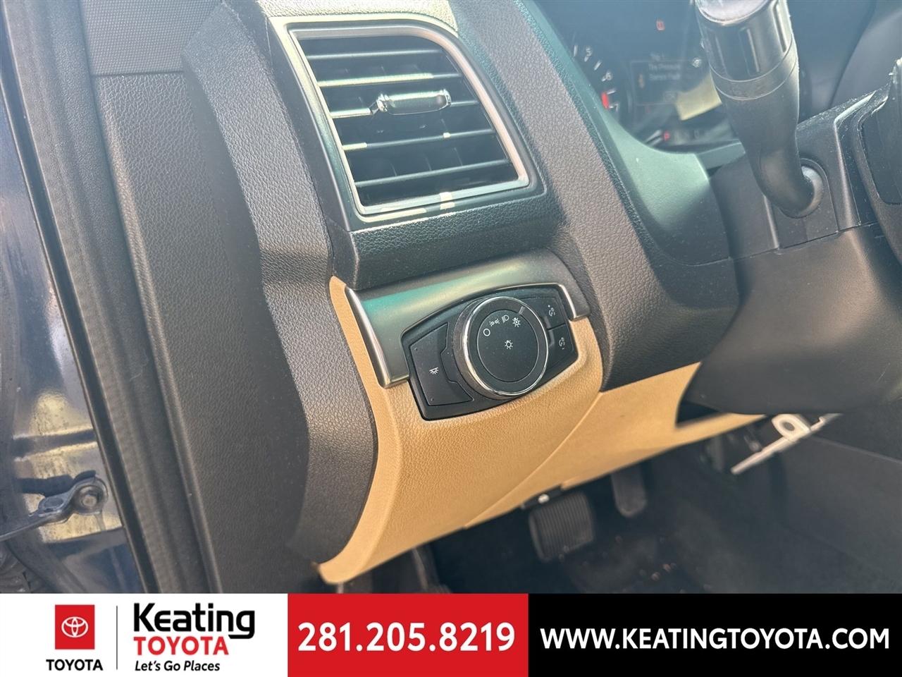 Ford Explorer Base FWD 2017