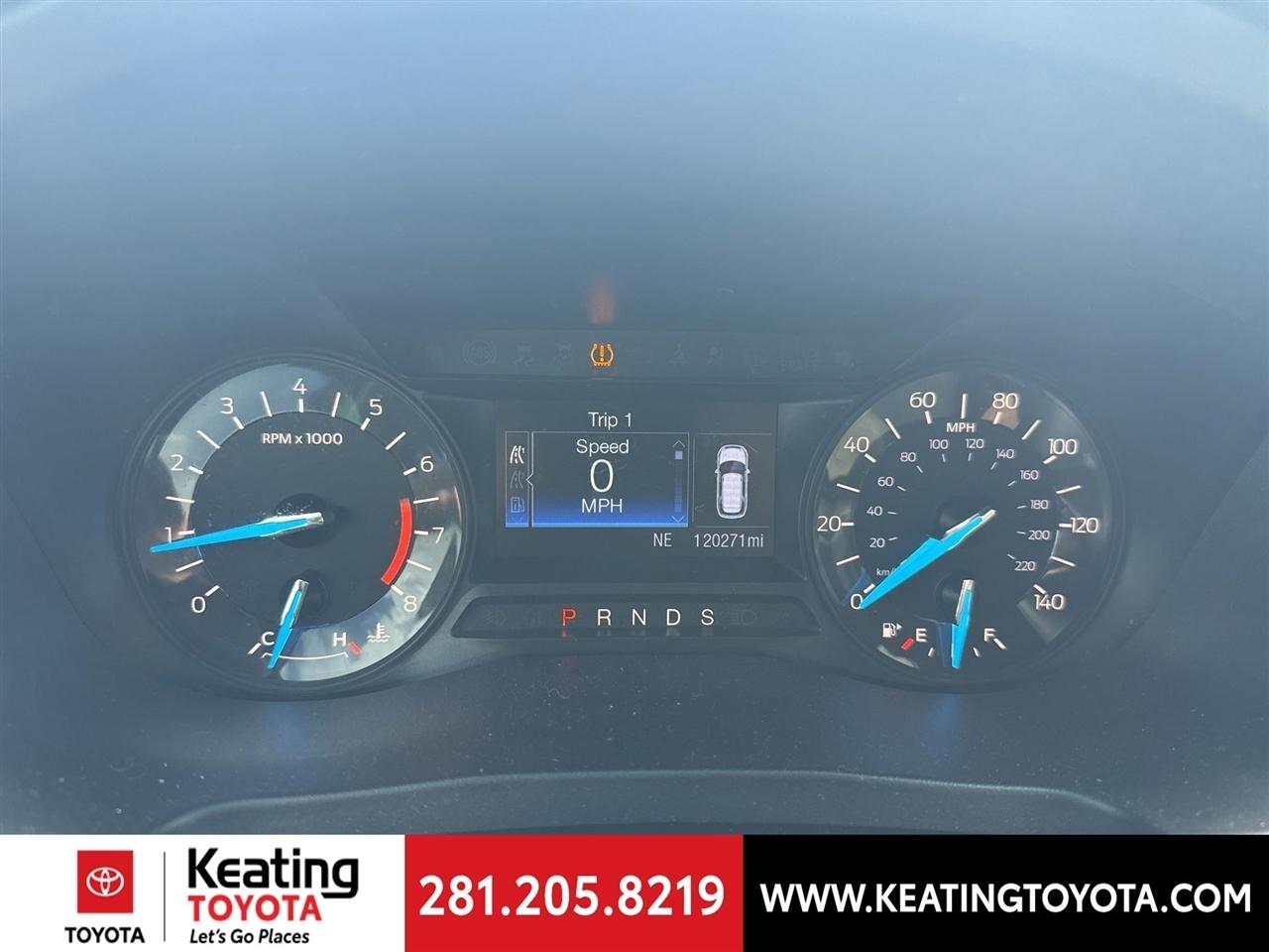 Ford Explorer Base FWD 2017