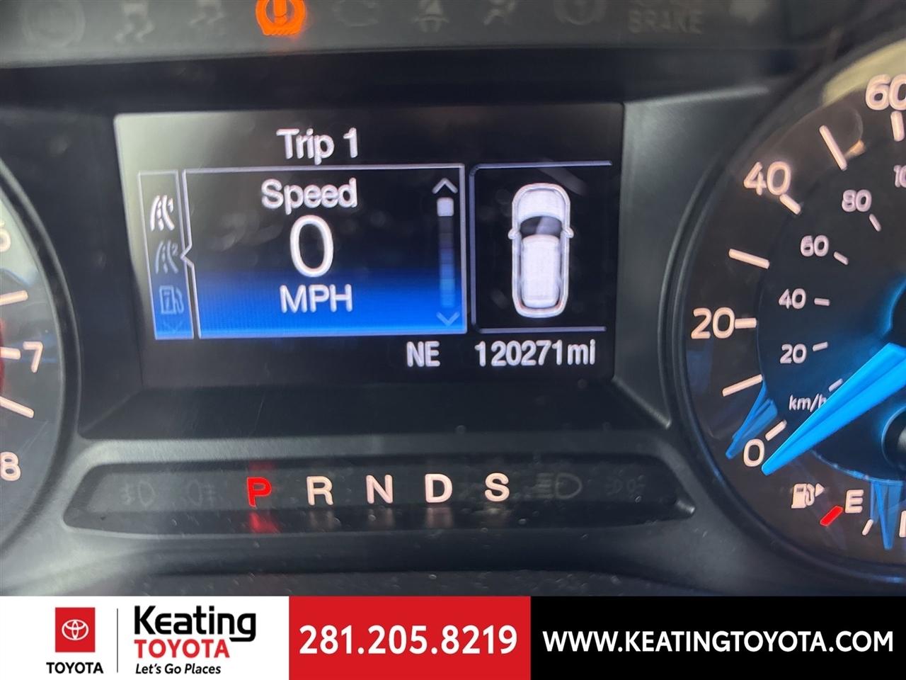 Ford Explorer Base FWD 2017