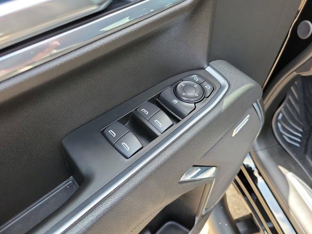 Chevrolet Silverado 1500 Trail Boss LT Crew Cab 4WD 2026