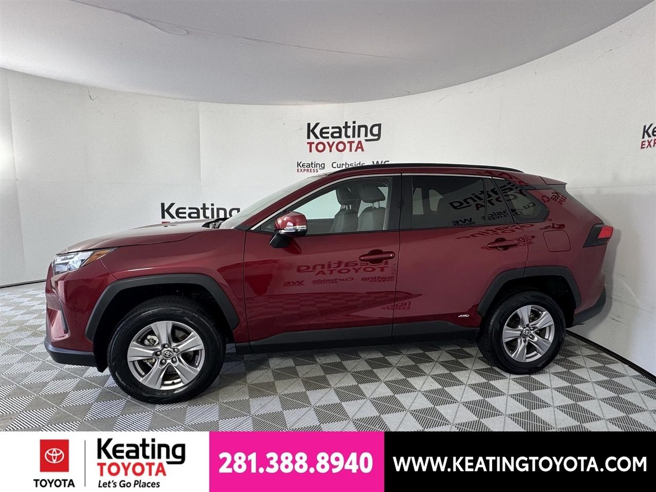 Toyota RAV4 Hybrid XLE 2025