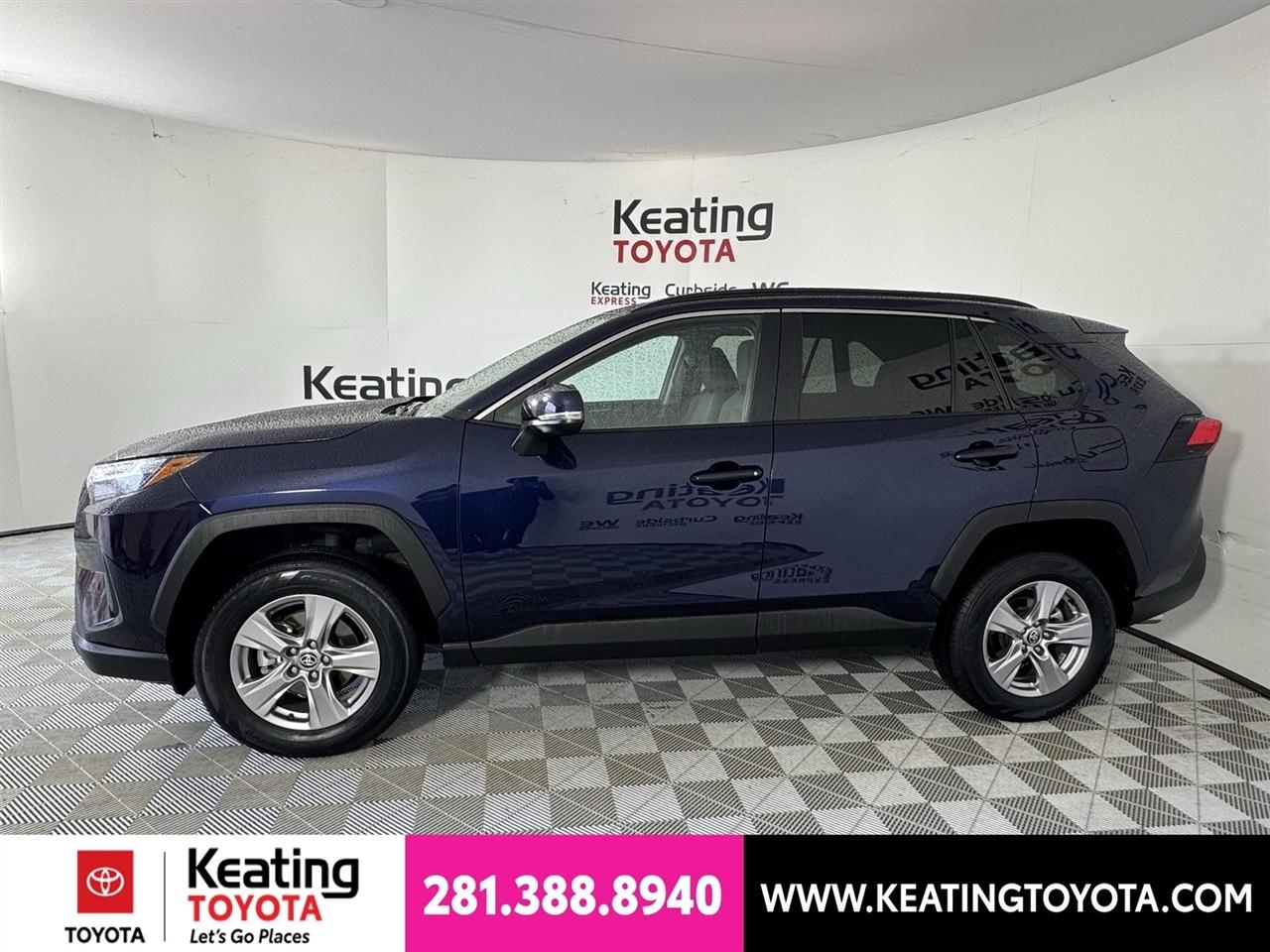Toyota RAV4 XLE 2025